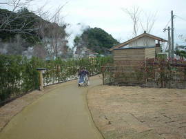 あまりに長い坂なので心臓がドキドキ