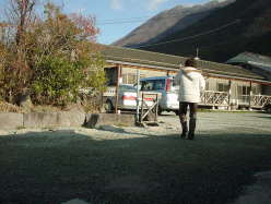 おかんが入浴料金を払いに行っています。